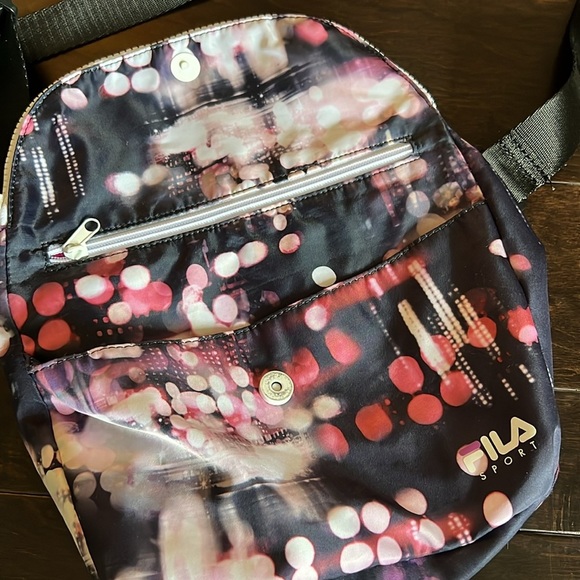 Fila flap over nylon bag - Picture 7 of 14